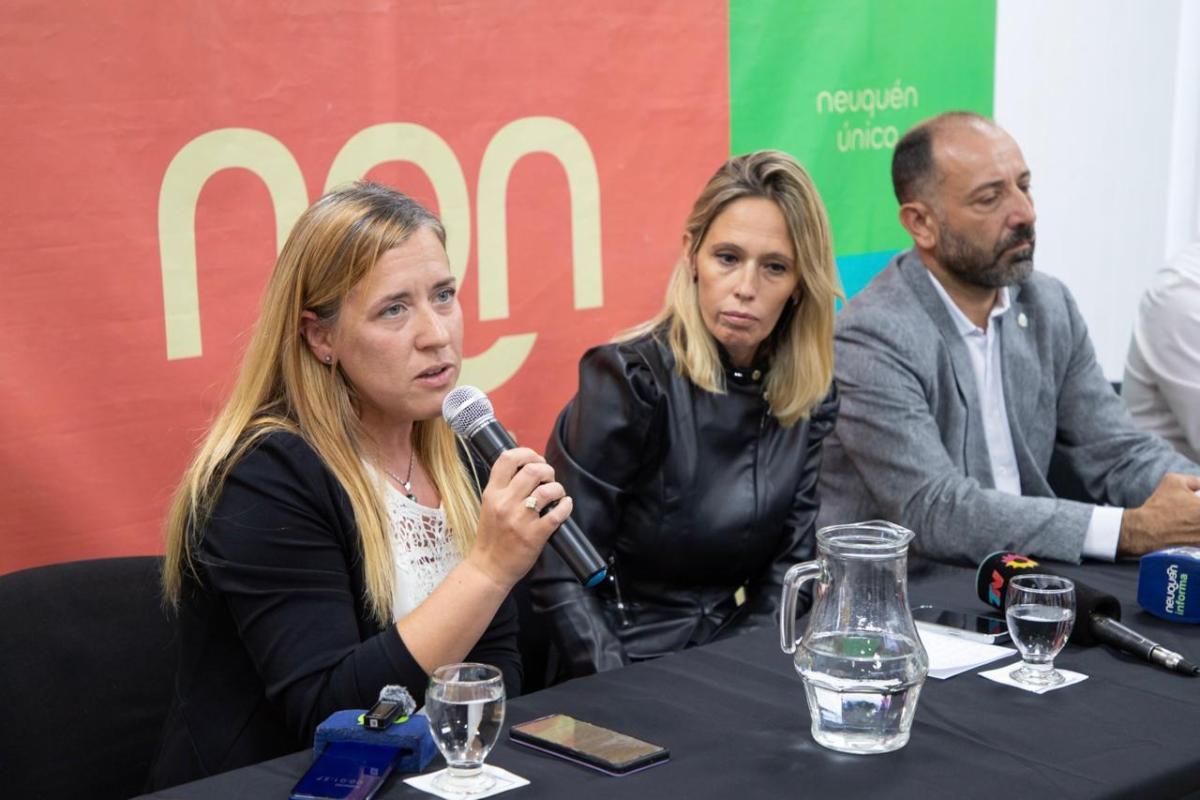 conf prensa-subsetur nqn-fncp25-abr25-3